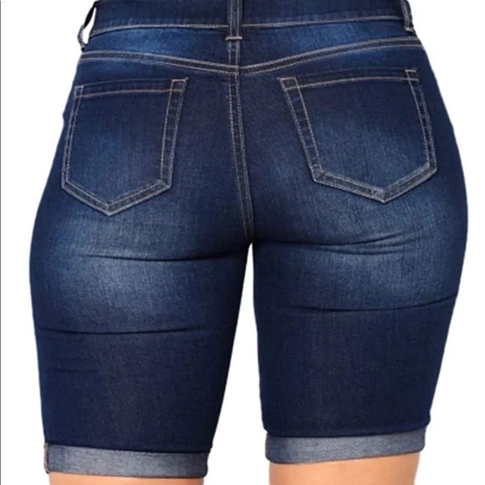 Distressed Cuffed Bermuda Jean Shorts – Size 10/12